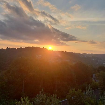 Excelente Apto 2D Com Suite E Belo Por Do Sol Gramado Kültér fotó